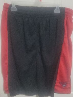 Black & Red Athletic Shorts Atlanta Hawks size XL with pockets